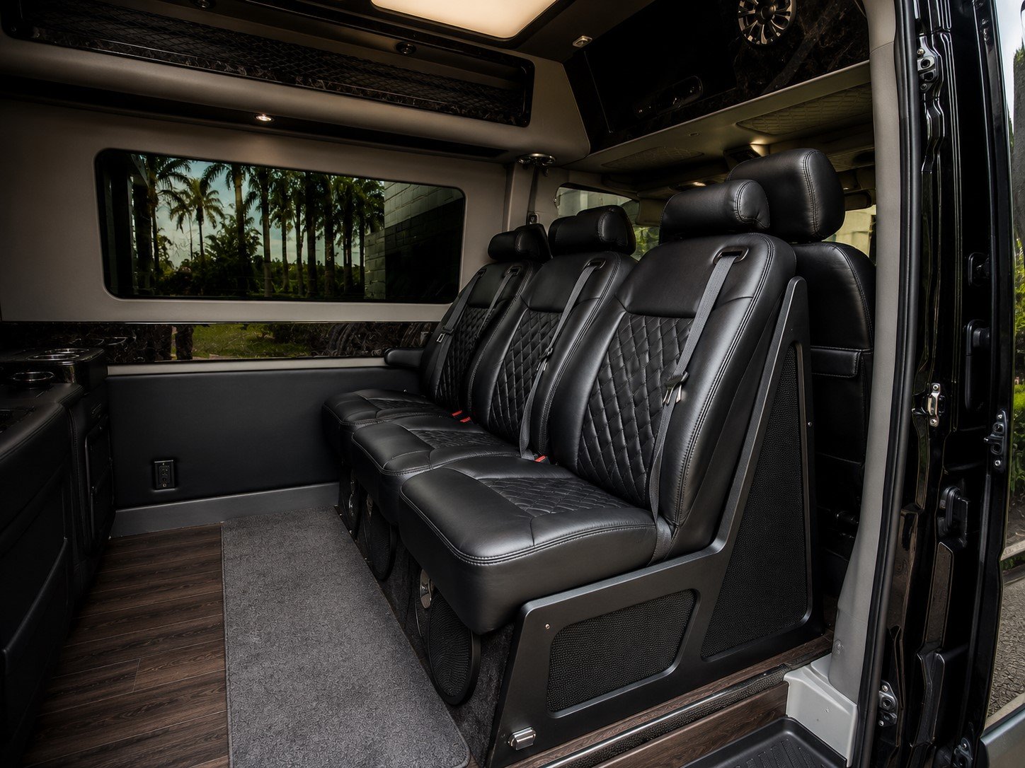 Mercedes-Benz Sprinter VIP interior