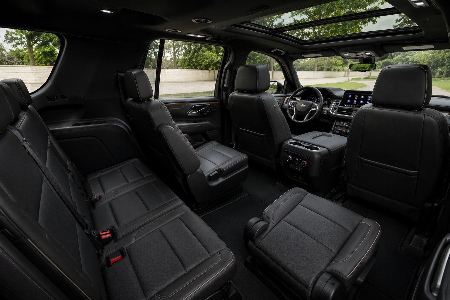 Chevrolet Suburban interior